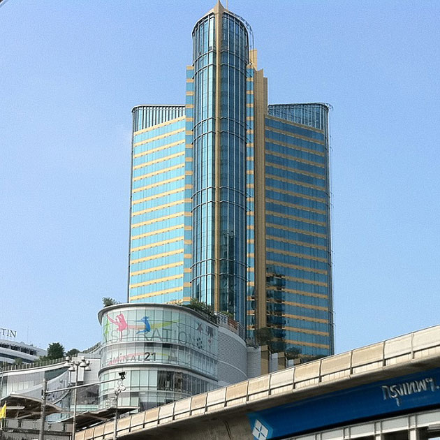 terminal-21-bangkok-exterieur