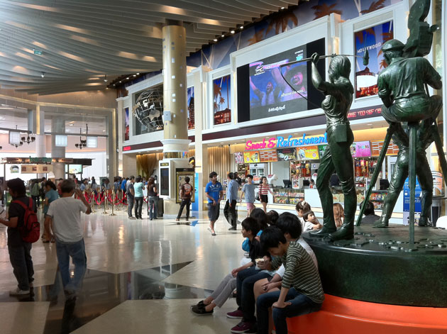terminal-21-bangkok-hollywood