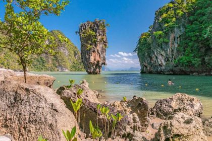 Le rocher de James Bond Island (Ko Khao Phing Kan) dans la baie de Phang Nga