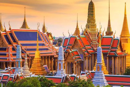 La maison traditionnelle en teck rouge de Jim Thompson, au cœur de Bangkok