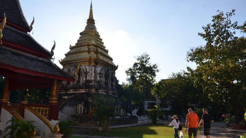 Le chedi aux éléphants du Wat Chiang Man, le plus ancien temple de Chiang Mai